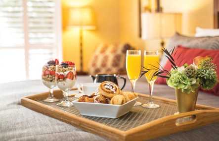 Tenaya Lode Bed and Breakfast Package