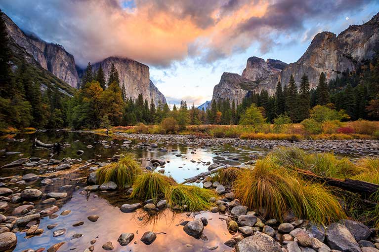 Valley View in Yosemite Valley in the Autumn